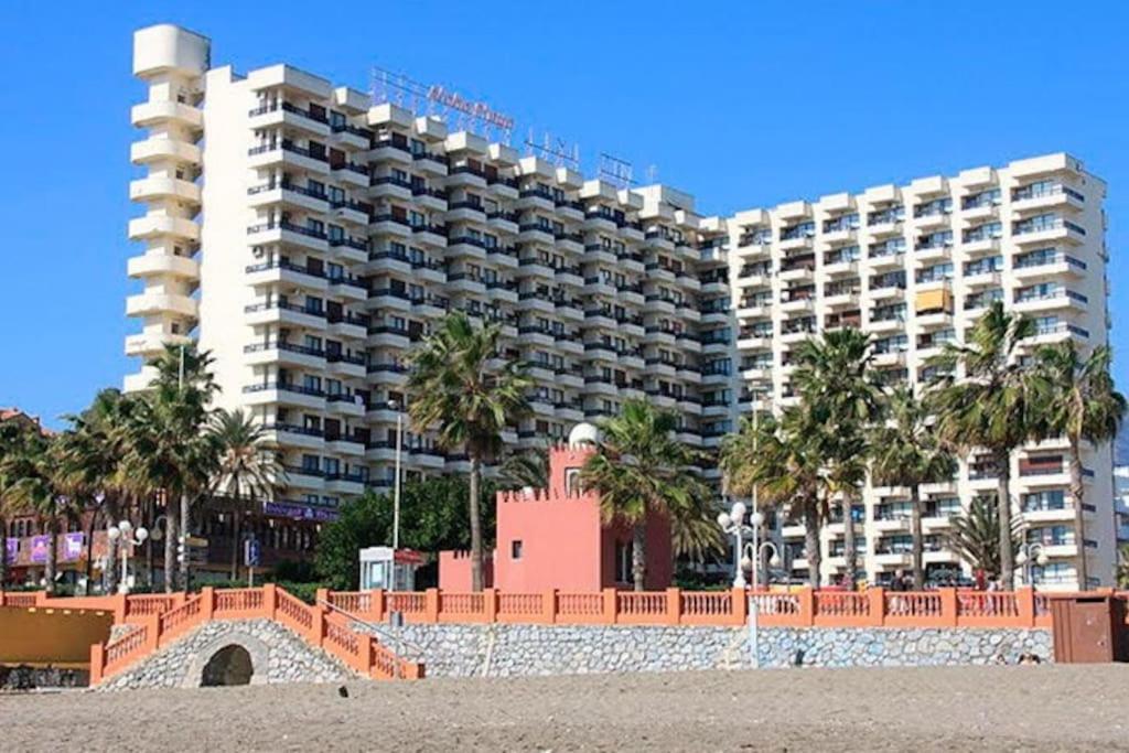 Primera Linea De Playa Benalmadena Aloha Playa Exterior photo